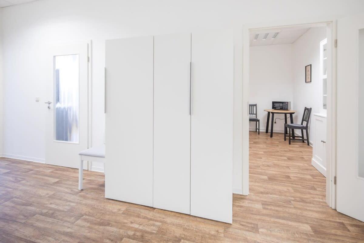 Spacious 2 Bedroom Apartment Hamburg Exterior foto